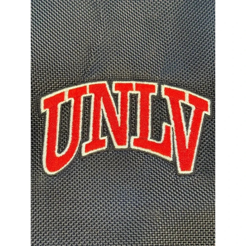 UNLV Rebels Garment Bag Unisex OS Black Excellent NCAA‎ Collegiate Travel Suit